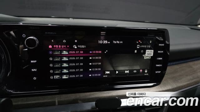 Kia K5 2020 — ფოტო 17/20