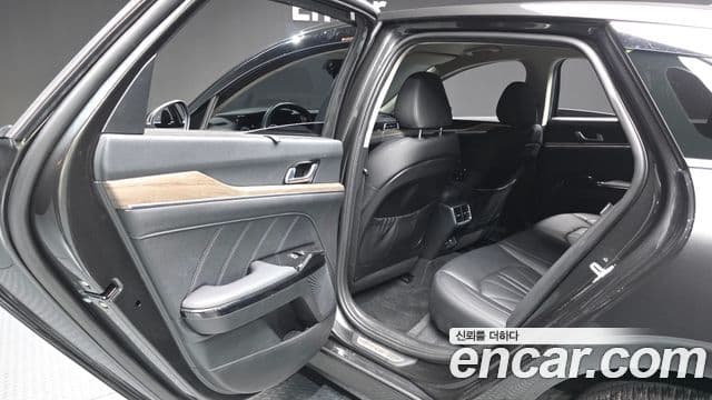 Kia K5 2020 — Photo 32/36