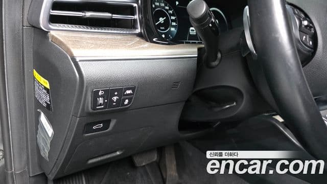 Kia K5 2020 — Photo 9/36