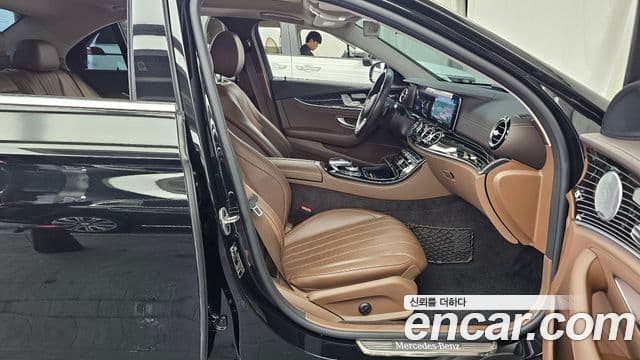 Mercedes-Benz E-Class 2020 — Şəkil 11/20