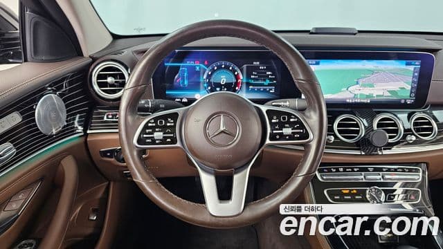 Mercedes-Benz E-Class 2020 — Şəkil 13/20