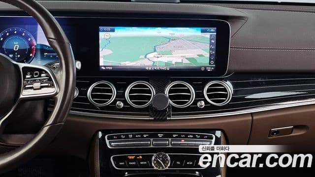 Mercedes-Benz E-Class 2020 — Şəkil 14/20
