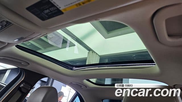 Mercedes-Benz E-Class 2020 — Şəkil 18/20