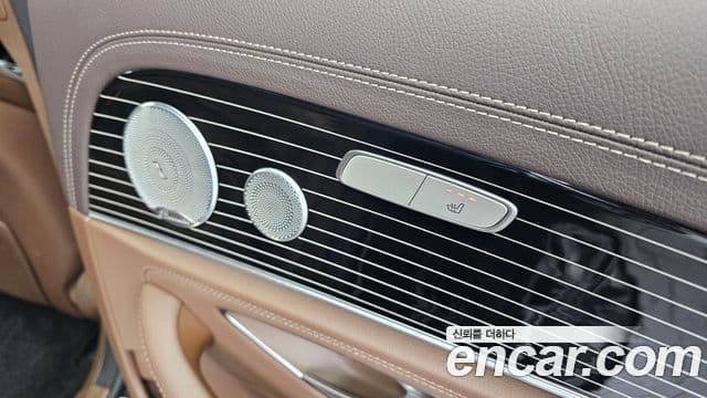 Mercedes-Benz E-Class 2020 — Şəkil 19/20