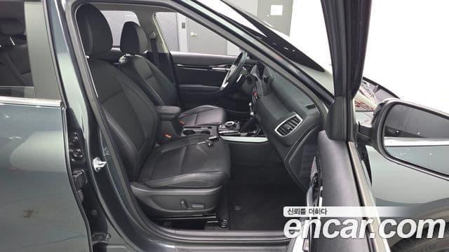 Kia Seltos 2023 — ფოტო 12/20