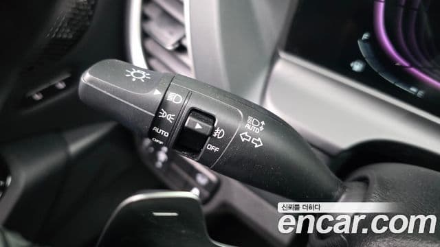 Kia Seltos 2023 — ფოტო 25/31