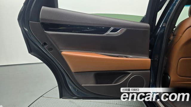 Genesis G80 2021 — ფოტო 1/33