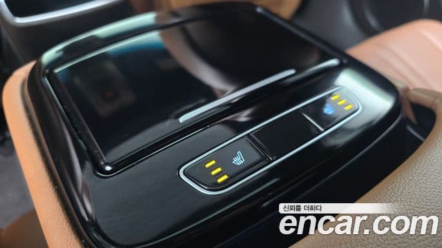 Genesis G80 2021 — ფოტო 32/33