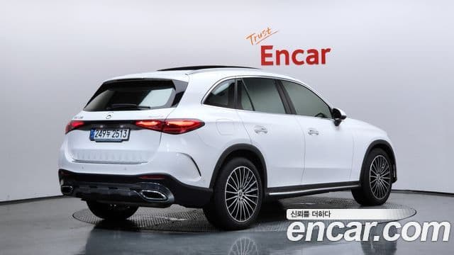 Mercedes-Benz GLC-Class 2025 — ფოტო 2/20