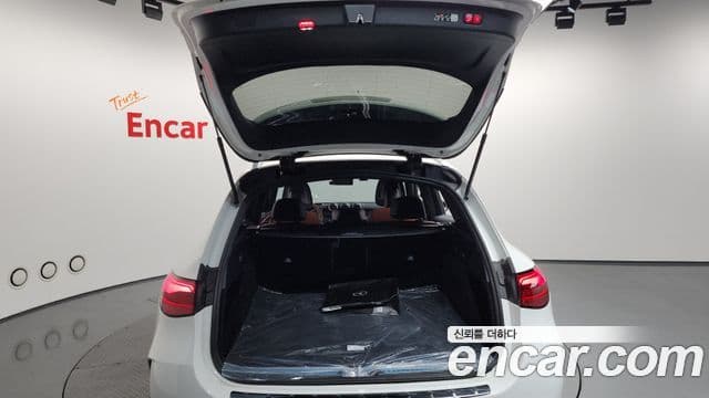 Mercedes-Benz GLC-Class 2025 — ფოტო 18/20