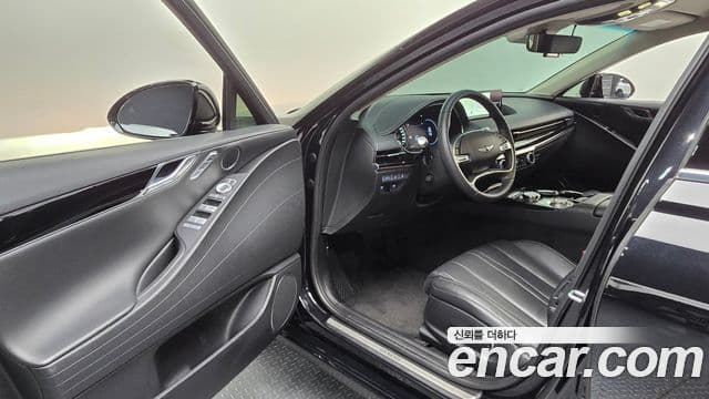 Genesis Electrified G80 2023 — Şəkil 10/20