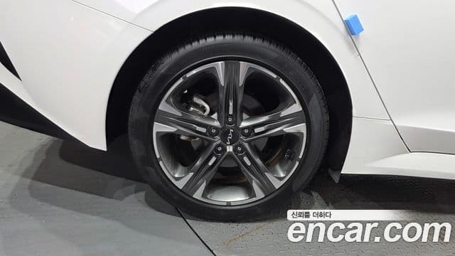 Kia K5 2023 — фото 5 из 20