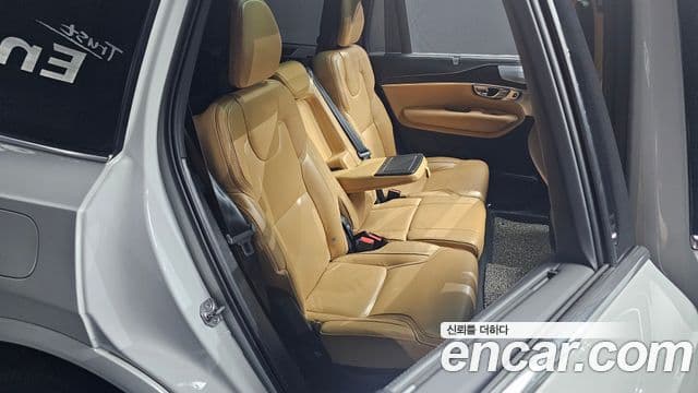 Volvo XC90 2021 — Şəkil 11/20