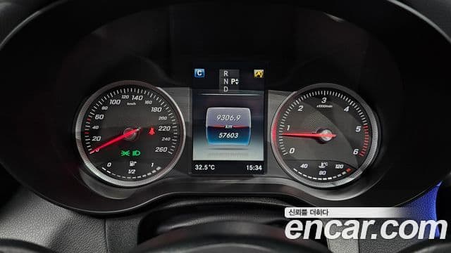 Mercedes-Benz GLC-Class 2018 — ფოტო 7/20