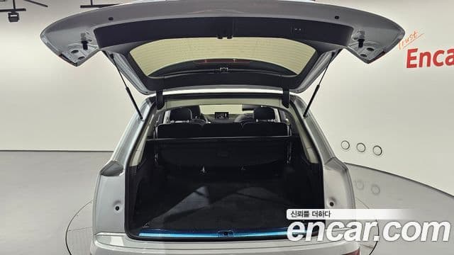 Audi Q7 2019 — фото 20 из 20