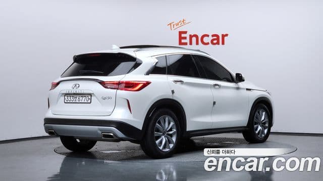 Infiniti QX50 2019 — ფოტო 2/20
