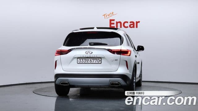 Infiniti QX50 2019 — ფოტო 4/20