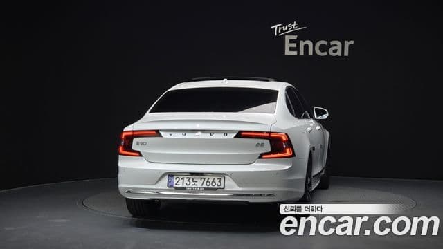 Volvo S90 2024 — ფოტო 4/20