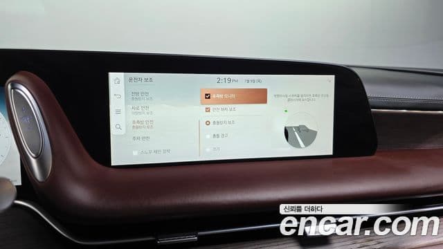 Genesis G90 2022 — ფოტო 16/20