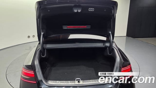 Genesis G90 2022 — ფოტო 20/20