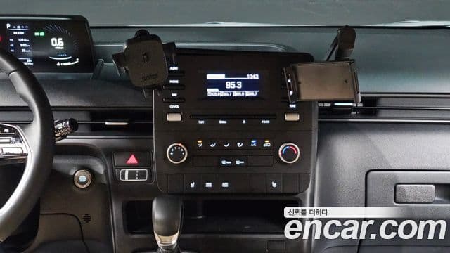 Hyundai Staria 2024 — Şəkil 14/20