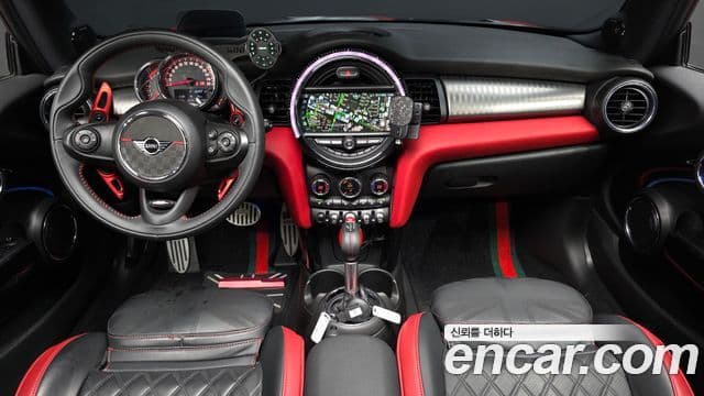 Mini Cooper S 2019 — ფოტო 7/20