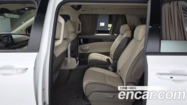 Kia Carnival 2024 — Фото 10/20