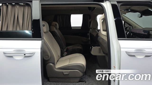 Kia Carnival 2024 — Фото 11/20