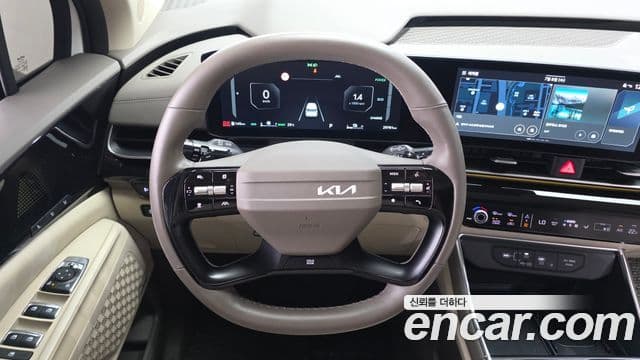 Kia Carnival 2024 — Фото 12/20