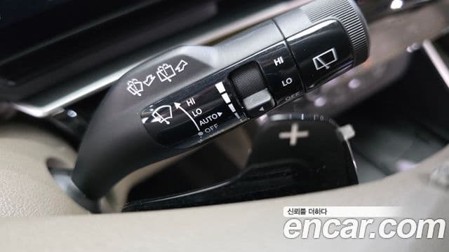 Kia Carnival 2024 — Фото 17/20