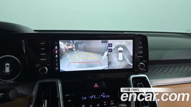 Kia Sorento 2021 — ფოტო 14/20