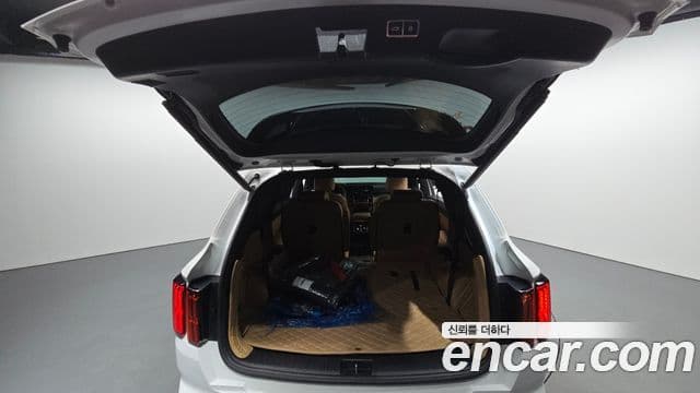 Kia Sorento 2021 — ფოტო 20/20