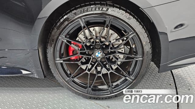 BMW M4 2023 — Photo 6/34