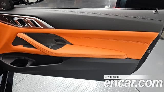BMW M4 2023 — Photo 8/34