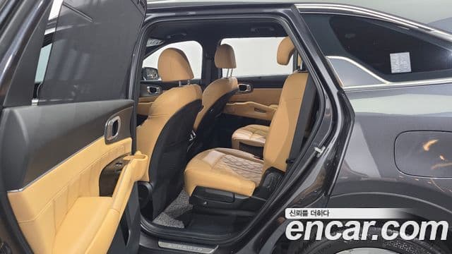 Kia Sorento 2023 — Şəkil 11/20