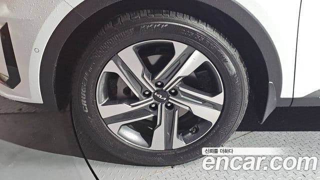 Kia Sorento 2022 — ფოტო 5/20
