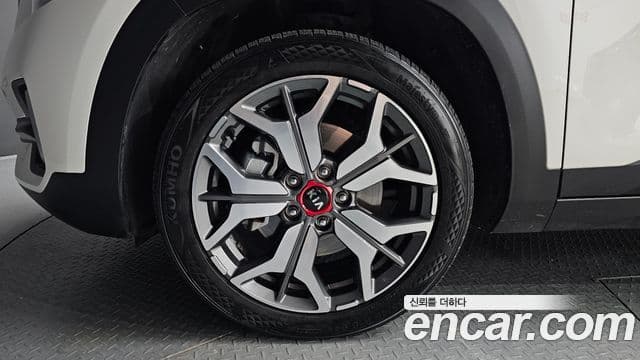 Kia Seltos 2019 — ფოტო 5/20