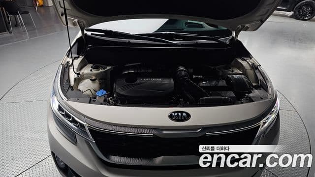 Kia Seltos 2019 — ფოტო 6/20