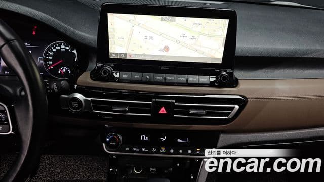 Kia Seltos 2019 — ფოტო 14/20