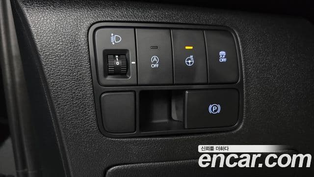 Hyundai Staria 2024 — фото 14 из 20