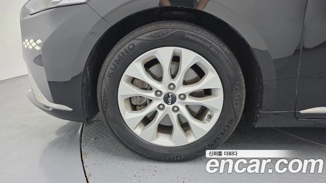 Kia K8 2022 — фото 5 из 20