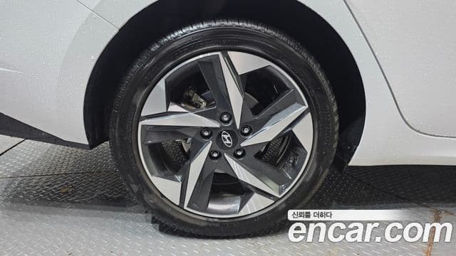 Hyundai Avante 2023 — фото 5 из 20