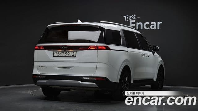 Kia Carnival 2022 — Фото 2/20
