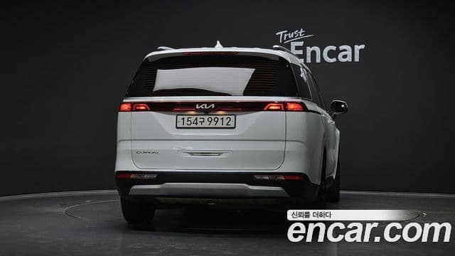 Kia Carnival 2022 — Фото 4/20