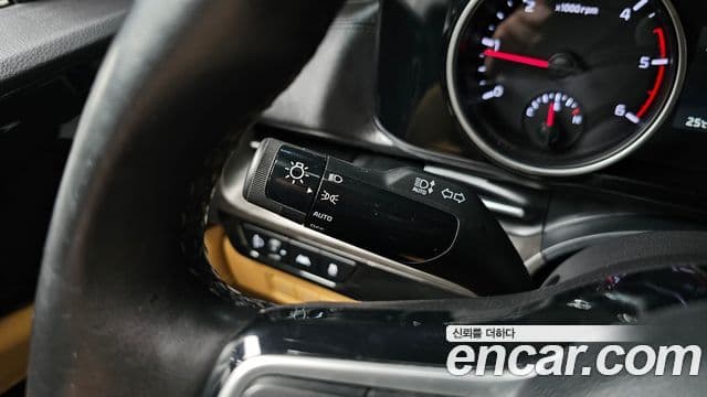 Kia Carnival 2022 — Фото 17/20