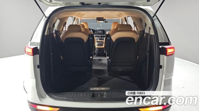 Kia Carnival 2022 — Фото 20/20