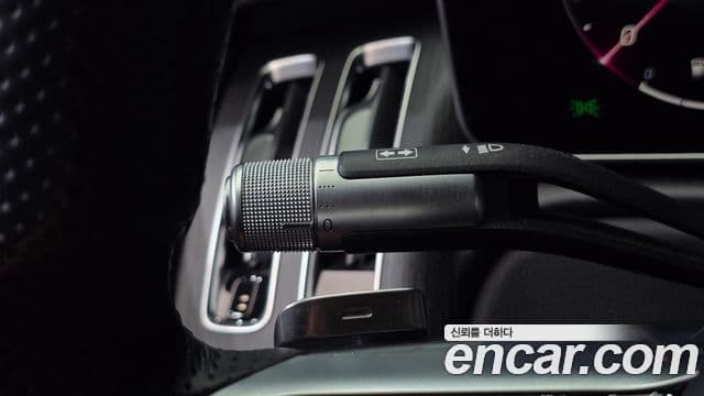 Mercedes-Benz S-Class 2022 — Photo 7/20