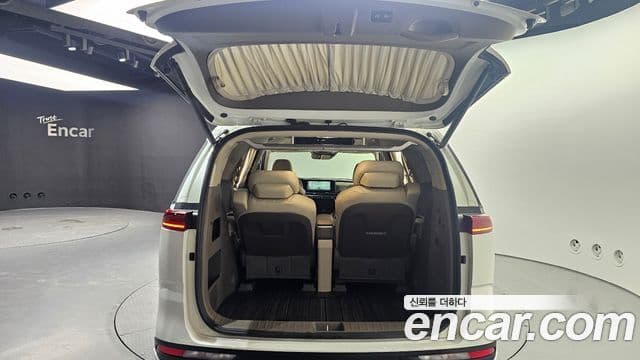 Kia Carnival 2021 — Фото 20/20