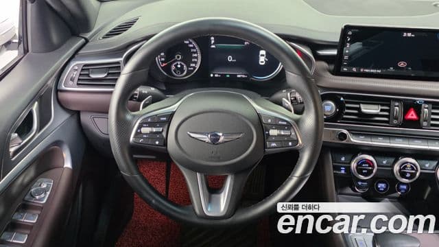 Genesis G70 2022 — ფოტო 13/20