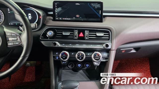 Genesis G70 2022 — ფოტო 14/20